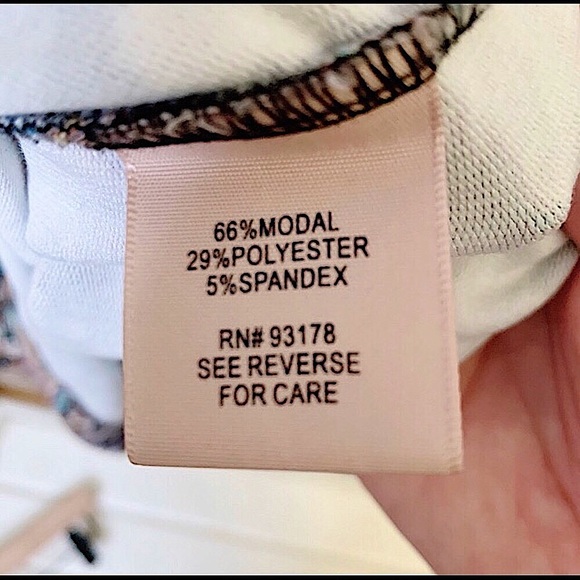 🆕🔥PHILOSOPHY BODYCON MIDI BEAUTIFUL PATTERN&FORM FITTED SLEEVELESS DRESS NWOT - Picture 6 of 6